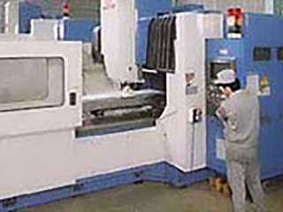 立型マシニングセンター AJV25/405N